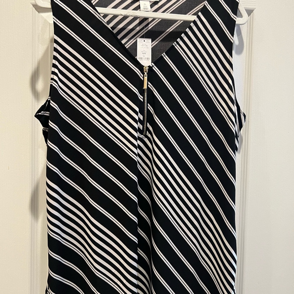 NWT Sleeveless Zip Tunic